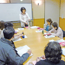 こしの都ハングルサークルの様子１